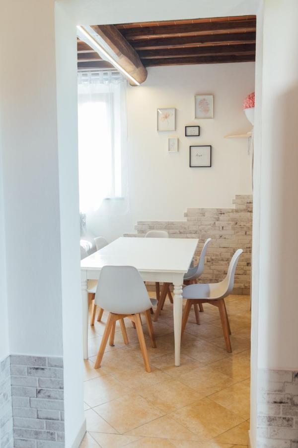 Country Chic Pistoia-casa In Campagna Giardino, Parking Pistoia