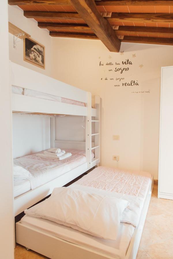 Country Chic Pistoia-casa In Campagna Giardino, Parking
